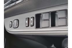 2013 Toyota
Camry Atara S