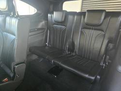2025 Isuzu
MU-X LS-T