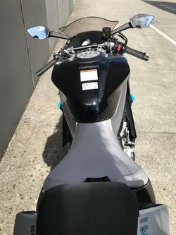 2025 CFMOTO
675SR-R