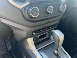 2018 Holden
                Colorado LS