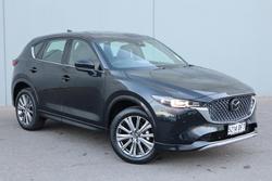 2025 Mazda
                CX-5 G25 Akera