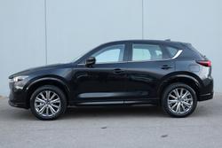 2025 Mazda
                CX-5 G25 Akera