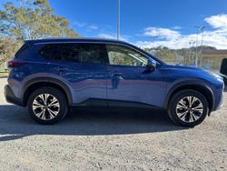 2022 Nissan
                X-TRAIL ST-L