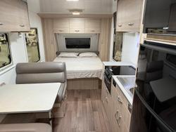 2017 Avida Emerald Cv6634qb Multi Terrain