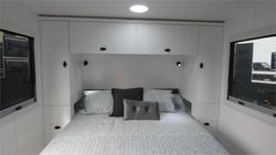 2025 Viscount V3 Family White