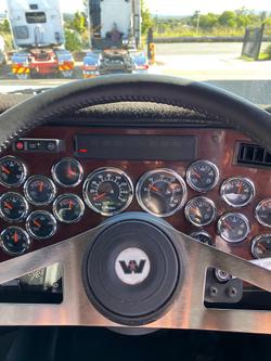2017 Western Star 5800 Series White