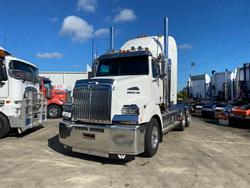 2017 Western Star 5800 Series White