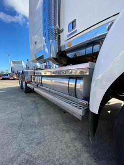 2017 Western Star 5800 Series White