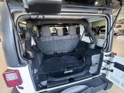 2013 Jeep
Wrangler Unlimited Sport