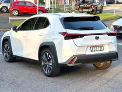 2023 Lexus
                UX 200 Luxury