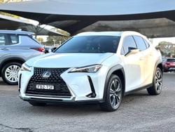 2023 Lexus
                UX 200 Luxury