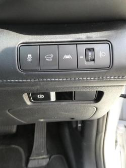 2021 Hyundai
                Santa Fe Highlander