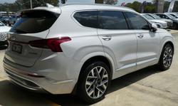 2021 Hyundai
                Santa Fe Highlander