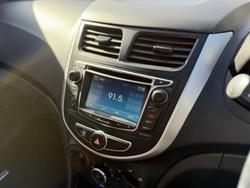 2014 Hyundai
Accent Elite