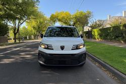 2025 Peugeot Partner Pro