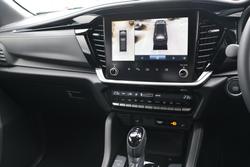 2025 Isuzu
MU-X LS-T