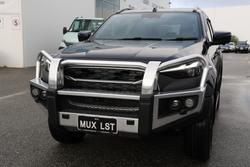 2025 Isuzu
MU-X LS-T