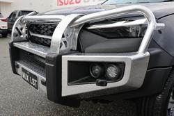 2025 Isuzu
MU-X LS-T