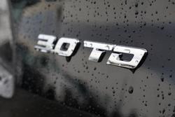 2025 Isuzu
MU-X LS-T