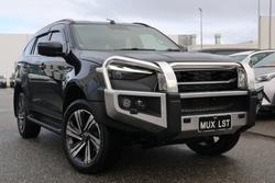 2025 Isuzu
MU-X LS-T