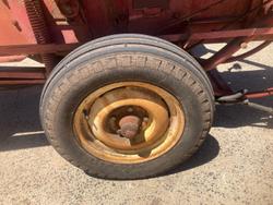 New Holland 275 Baler