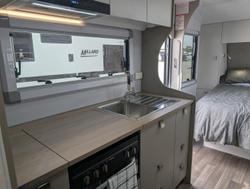 2025 Millard Mflow 17Ft6 Cd L-Lounge