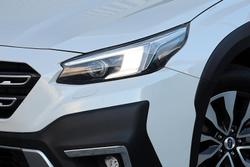 2022 Subaru
Outback AWD Touring
