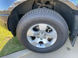 2014 Nissan
Navara RX