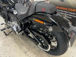2025 Harley-Davidson Street Bob 117 (FXBB) Softail Black