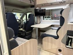 2024 Avan Ovation M7