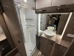 2024 Avan Ovation M7