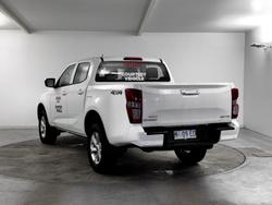2024 Isuzu
D-MAX LS-M