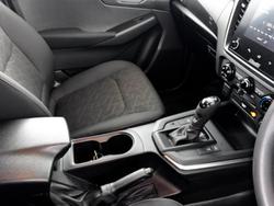 2024 Isuzu
D-MAX LS-M
