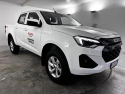 2024 Isuzu
D-MAX LS-M