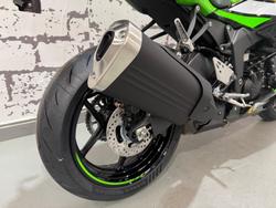 2025 Kawasaki Ninja ZX-6R ABS (636) KRT Edition Ninja Green