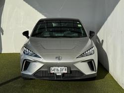 2024 MG
MG4 Essence 64