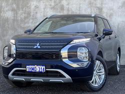 2021 Mitsubishi
Outlander LS