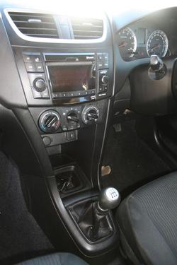 2013 Suzuki Swift GL FZ MY14 Ablaze Red Pearl