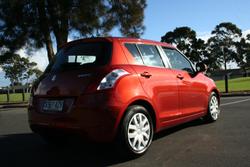 2013 Suzuki Swift GL FZ MY14 Ablaze Red Pearl