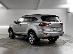 2024 Isuzu
MU-X LS-T