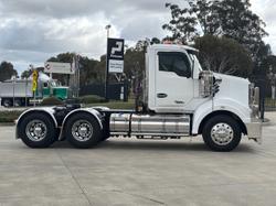 2023 Kenworth T610SAR WHITE