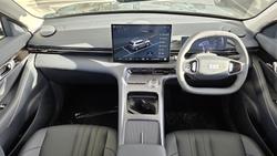 2025 Geely
EX5 Complete