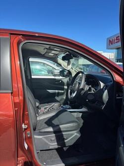 2024 Nissan
Navara ST-X