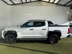 2024 Mitsubishi
Triton GSR