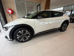 2024 Kia
EV6 Air