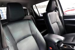 2022 Toyota Hilux SR5 GUN126R 4X4 Dual Range