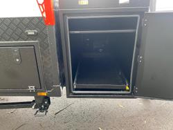 2025 Platinum 20.6 Cxr Large Ensuite Massive Savings $$