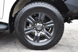 2022 Toyota Hilux SR GUN126R 4X4 Dual Range Glacier White