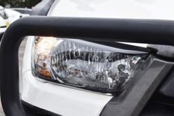 2022 Toyota Hilux SR GUN126R 4X4 Dual Range Glacier White