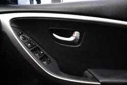 2015 Hyundai i30 Active X GD3 Series II MY16 Phantom Black
